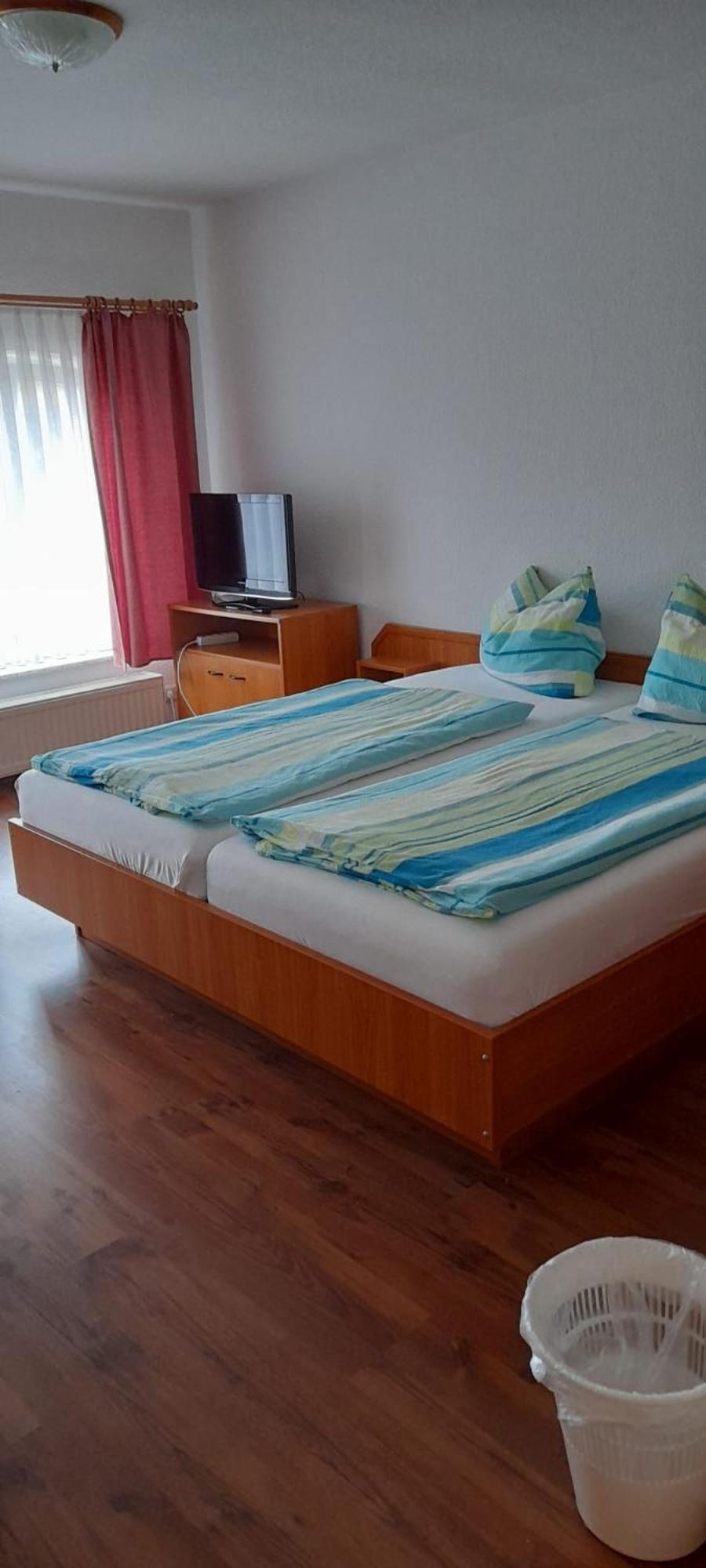 Pension Zum Park Goldberg Екстериор снимка
